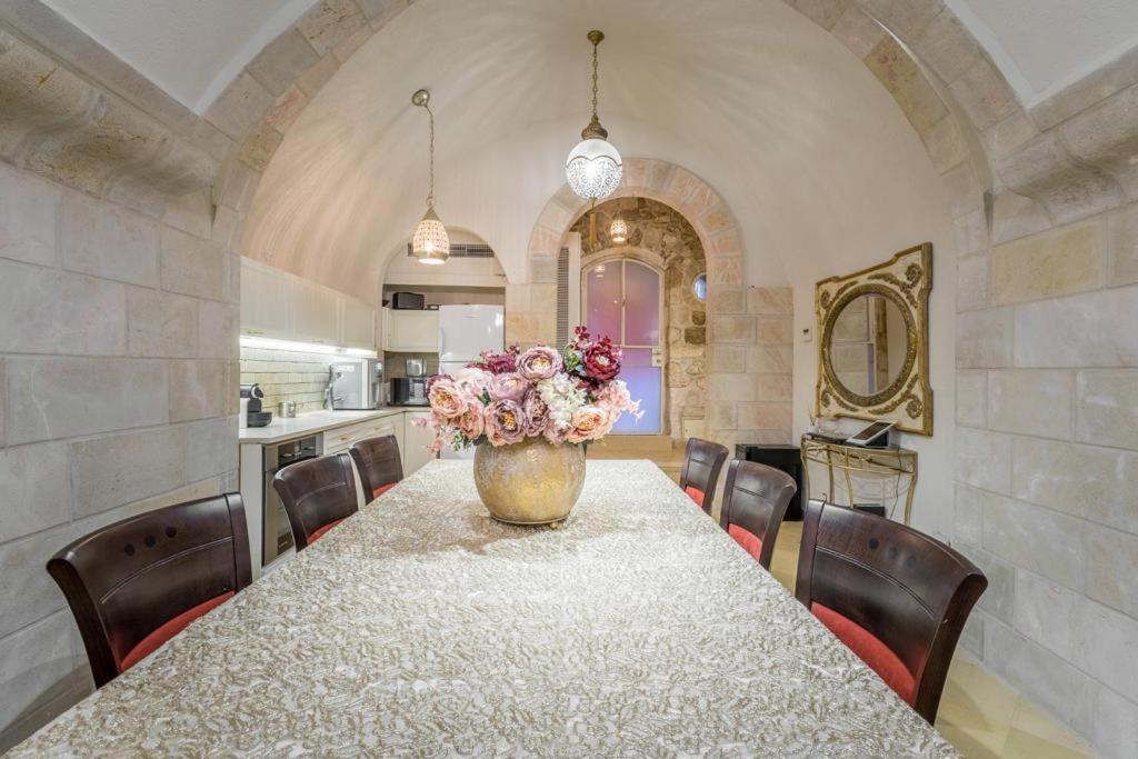 Western Wall Luxury House - Avraham Jerusalem Exteriör bild